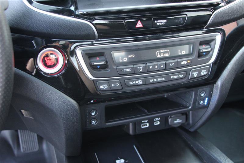 Used 2025 Honda Ridgeline Black Edition image 29