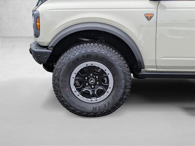 New 2025 Ford Bronco Badlands AWD/4WD image 10