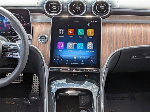 Used 2025 Mercedes-Benz GLC 300 image 12