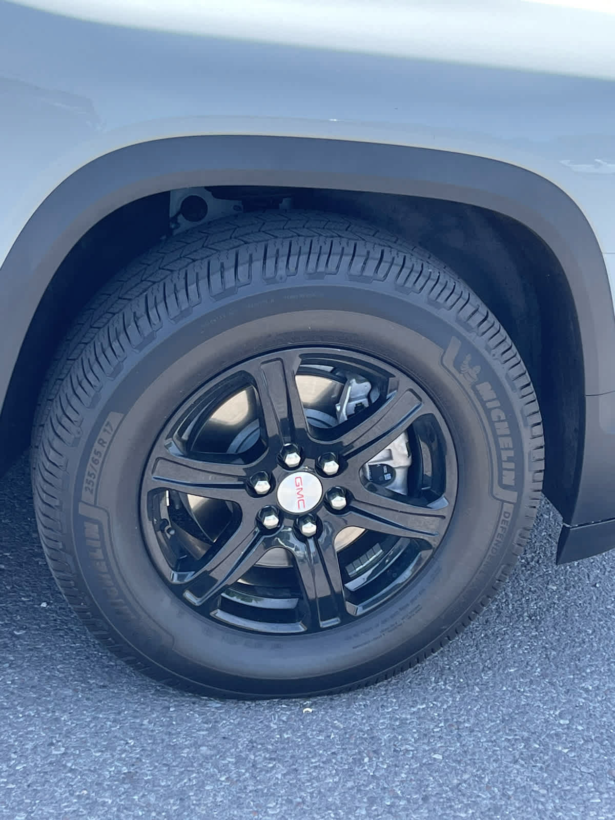 Used 2021 GMC Acadia AT4 w/ Technology Package AWD/4WD image 11