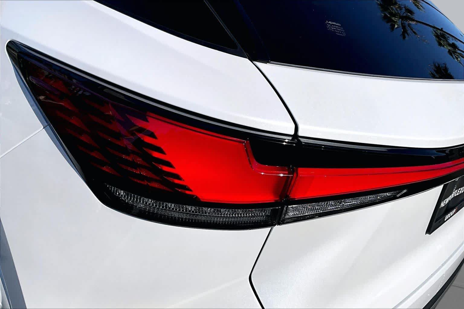 New 2026 Lexus RX 450h AWD w/ Convenience Package image 12