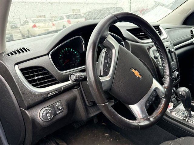Used 2016 Chevrolet Traverse LT image 8