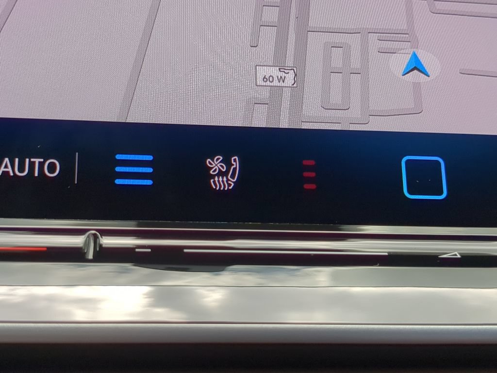 New 2026 Volkswagen Tiguan SEL R-Line AWD/4WD image 25