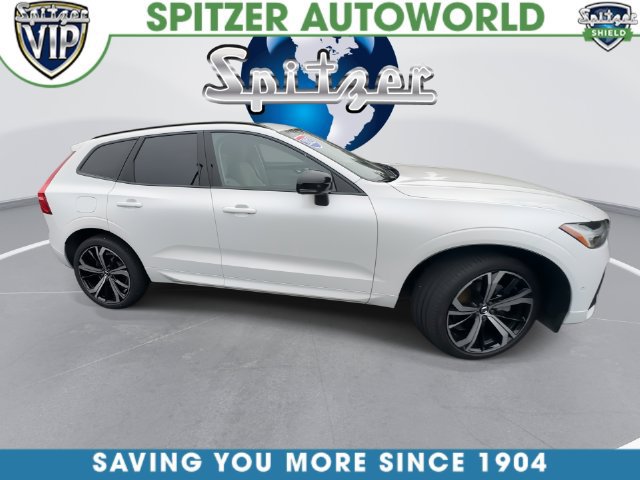 Used 2023 Volvo XC60 T8 Ultimate w/ Climate Package AWD/4WD image 17