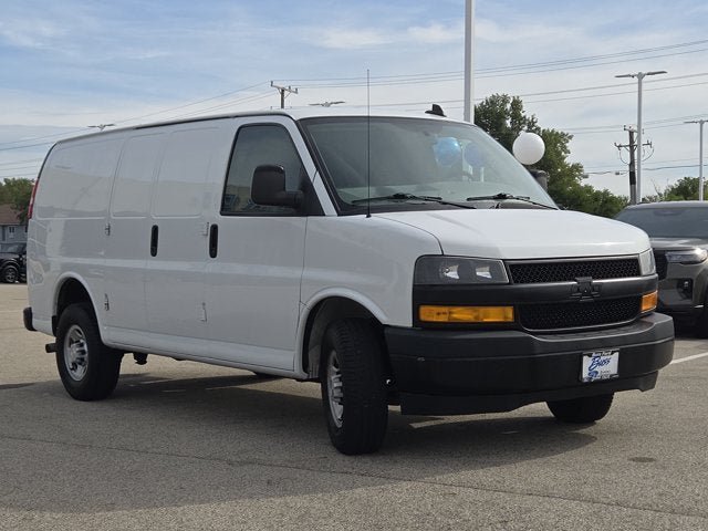 Used 2019 Chevrolet Express 2500 RWD image 3