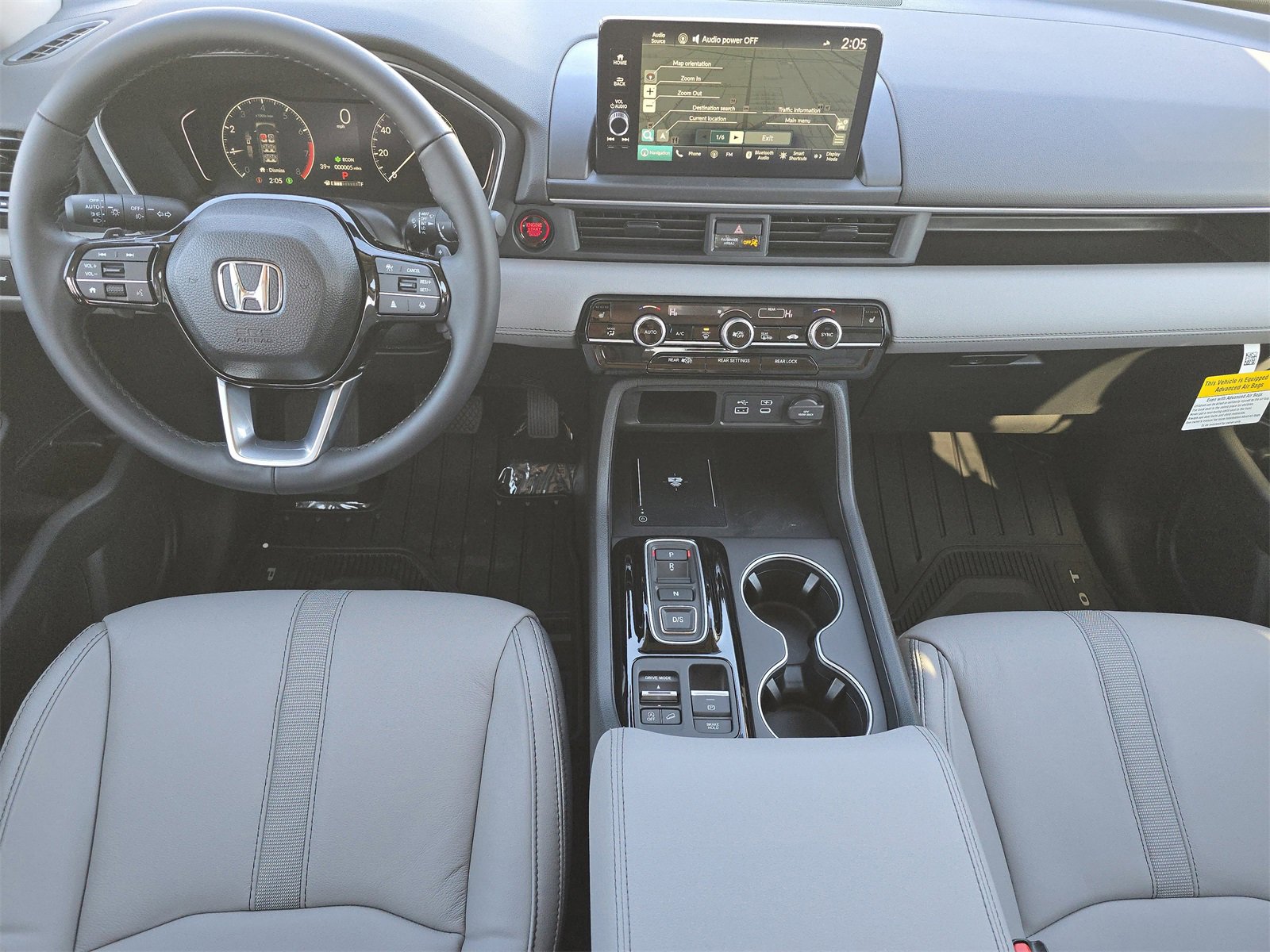 New 2025 Honda Pilot Touring image 9