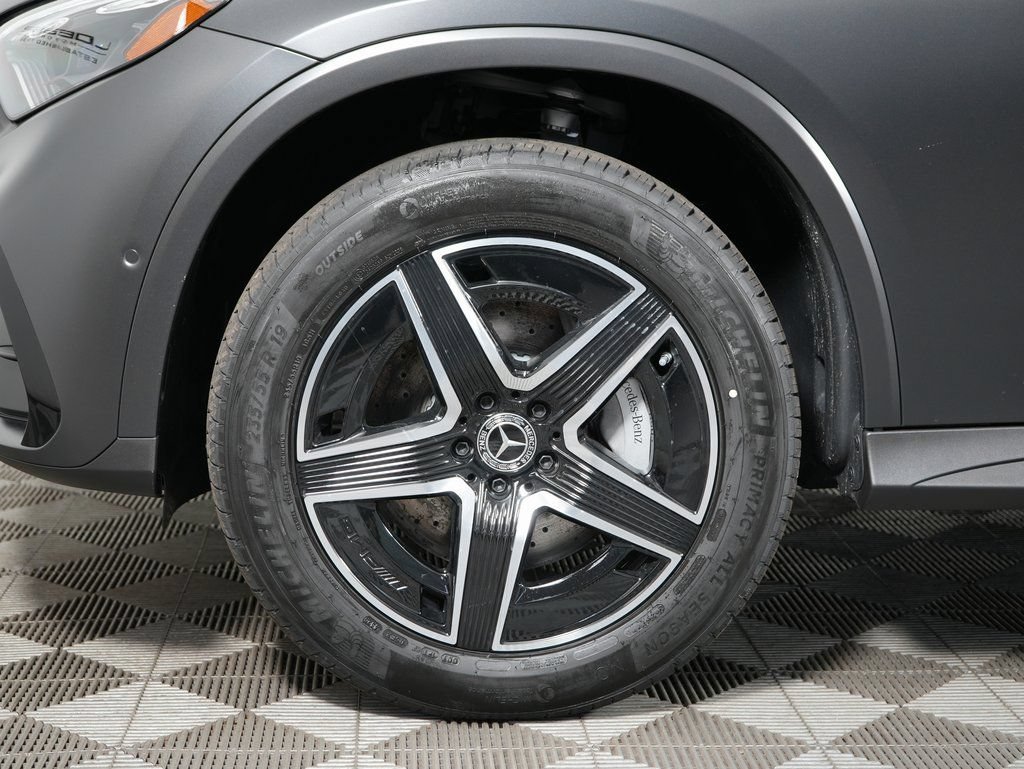 Certified 2026 Mercedes-Benz GLC 300 4MATIC image 32