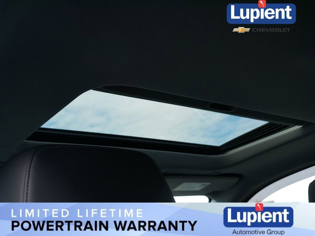 Used 2020 Chevrolet Silverado 1500 LTZ w/ LTZ Premium Package image 17