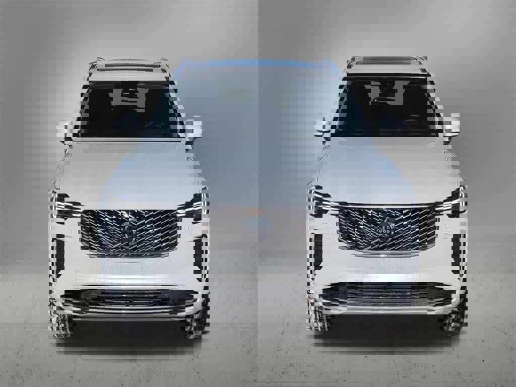 Certified 2025 Volvo XC90 T8 Ultra w/ Protection Package Premier image 9