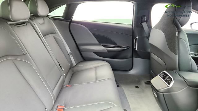 Used 2024 Lucid Air Touring image 24