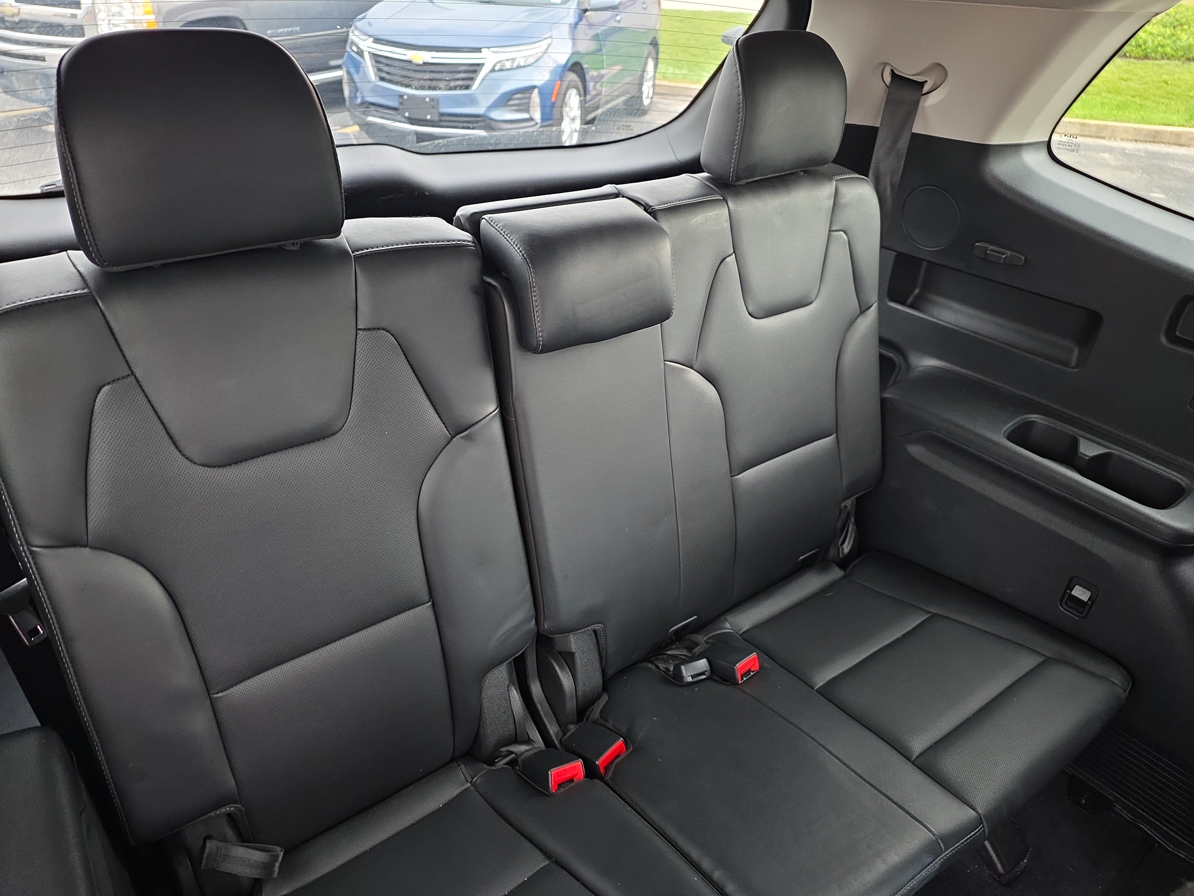 Used 2022 Kia Telluride EX w/ EX Premium Package FWD image 10