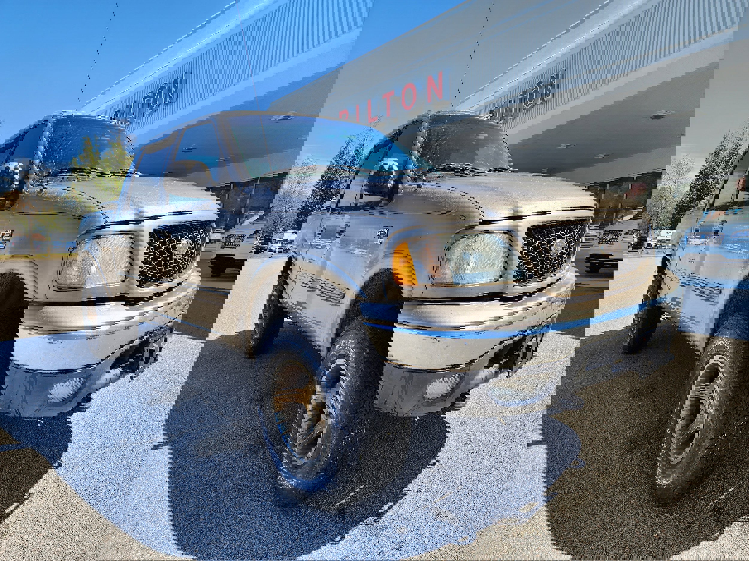 Used 2002 Ford F150 Lariat