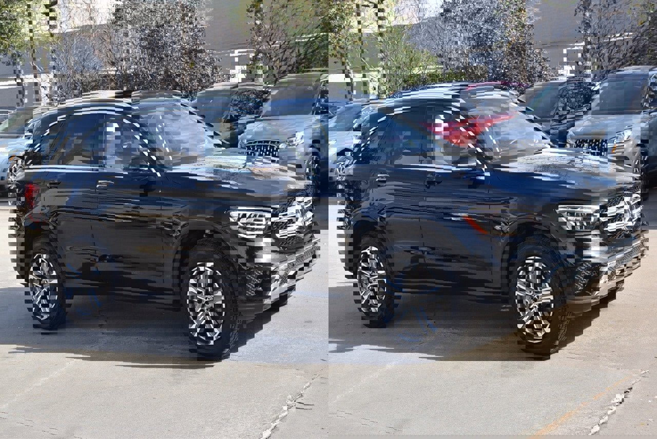 Used 2022 Mercedes-Benz GLC 300 image 5