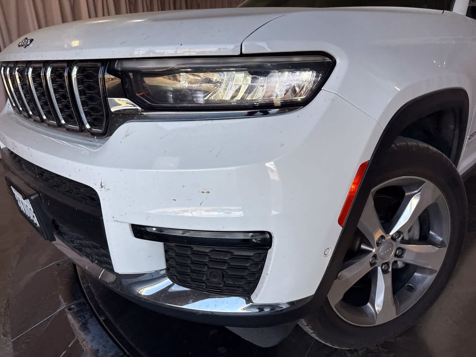 Used 2021 Jeep Grand Cherokee L Limited w/ Luxury Tech Group II AWD/4WD image 9