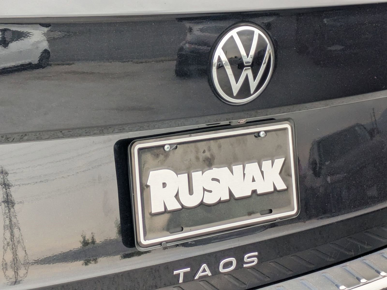 Used 2024 Volkswagen Taos S image 19