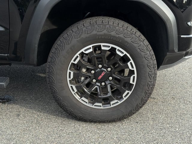 Used 2026 GMC Canyon AT4 AWD/4WD image 13