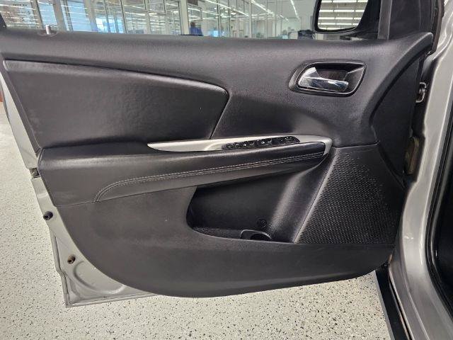 Used 2018 Dodge Journey SE w/ Connectivity Group AWD/4WD image 26