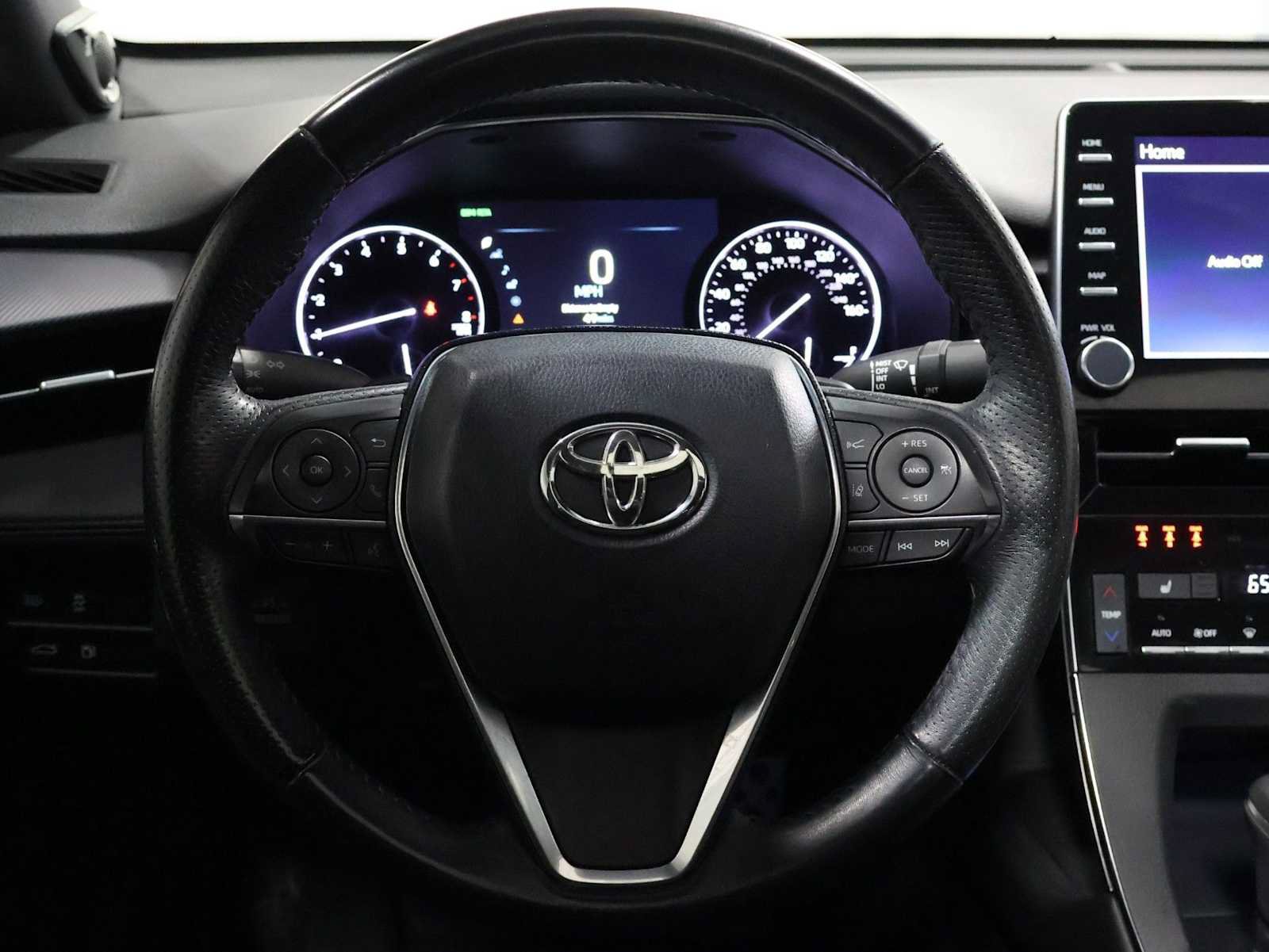 Used 2019 Toyota Avalon XSE w/ Protection Package FWD image 23