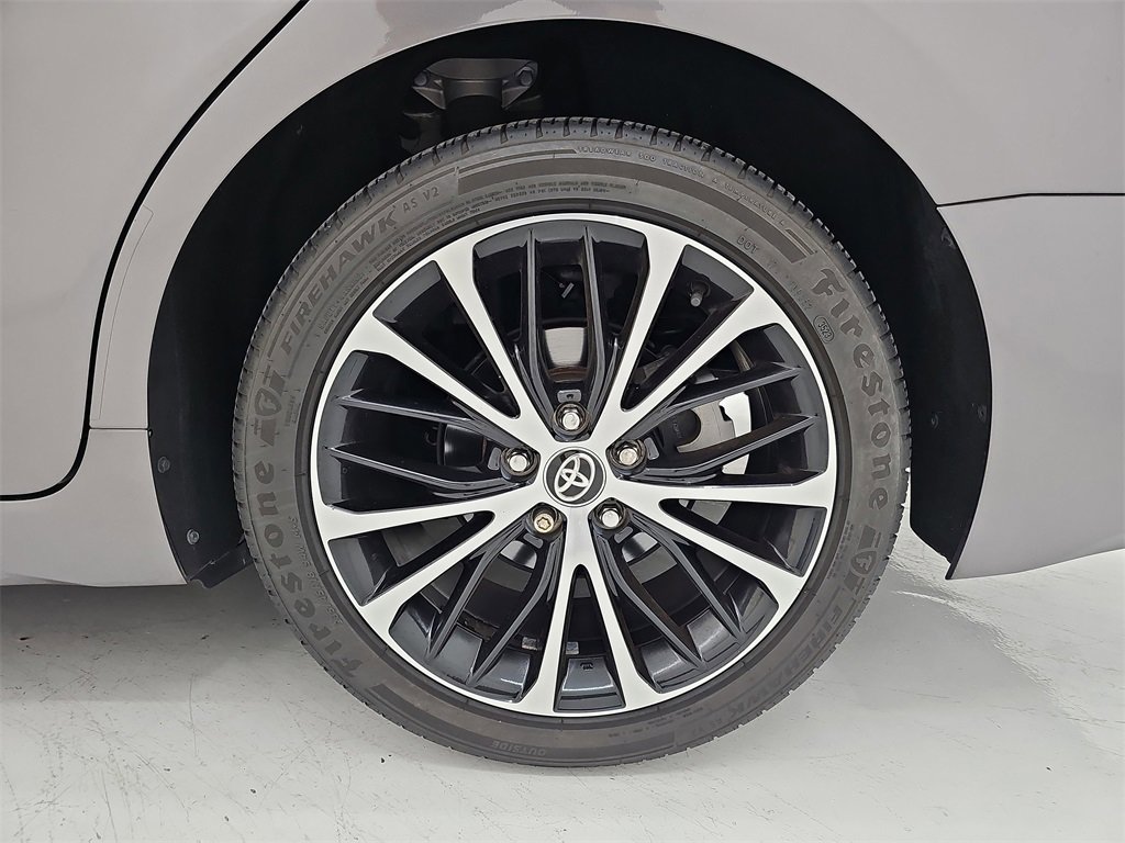 Used 2020 Toyota Camry SE image 35