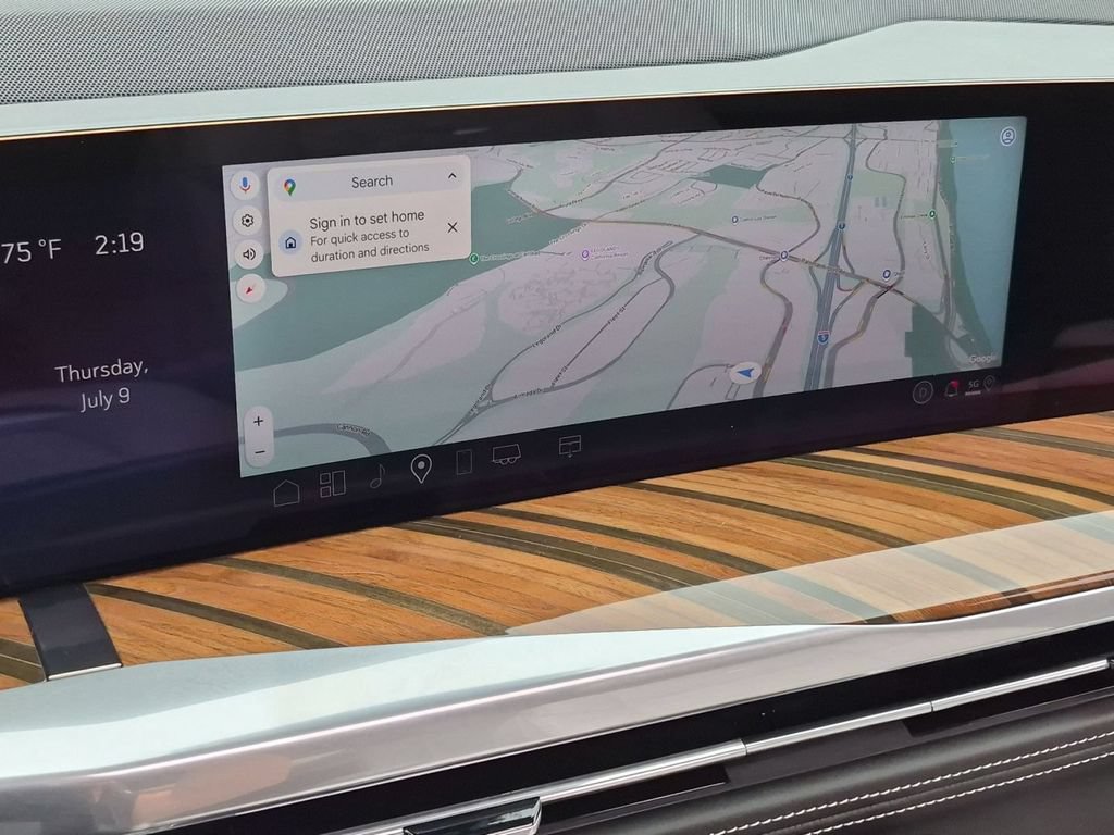 Certified 2025 Cadillac Escalade Sport Platinum AWD/4WD image 14