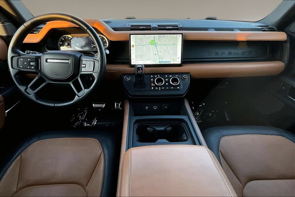 Certified 2023 Land Rover Defender 110 X AWD/4WD image 7