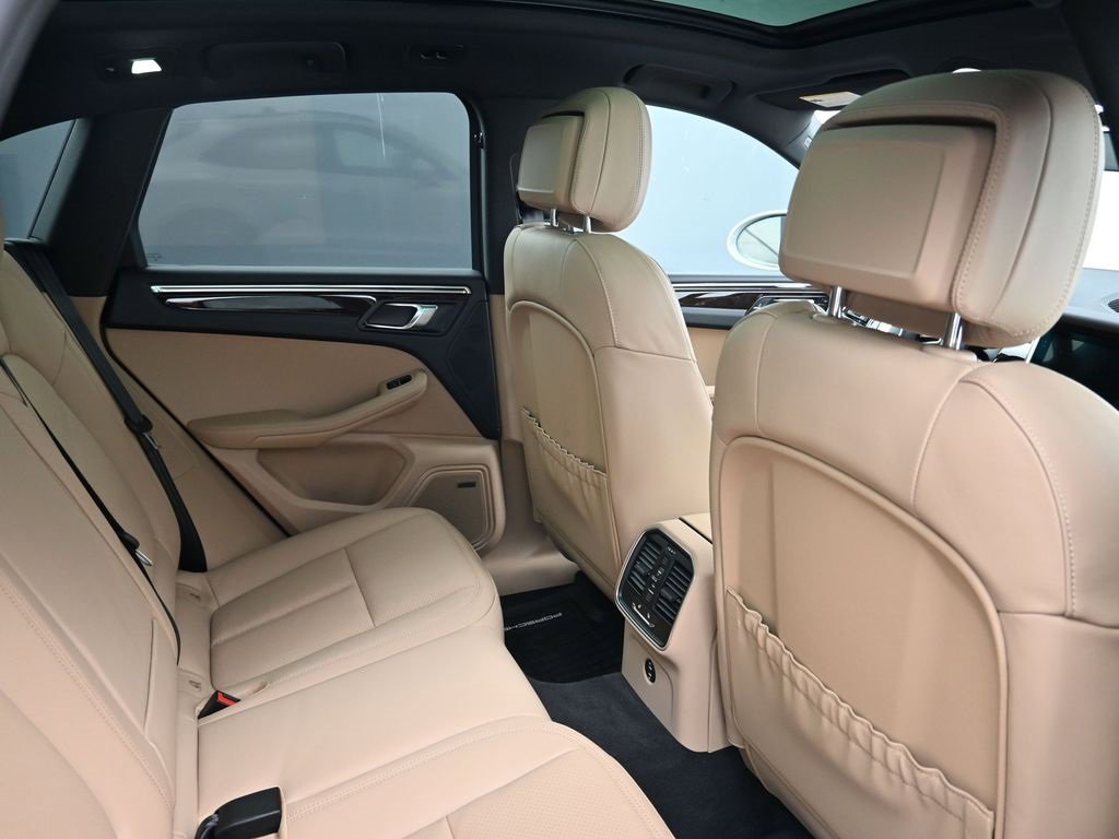 New 2026 Porsche Macan S image 7