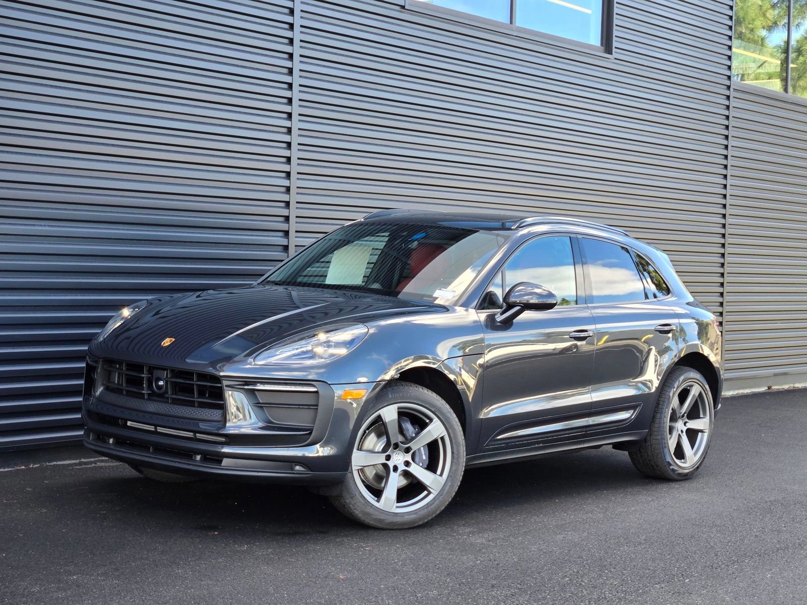 New 2026 Porsche Macan AWD/4WD image 1