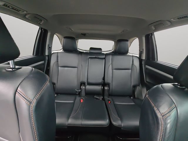 Certified 2017 Toyota Highlander XLE AWD/4WD image 17