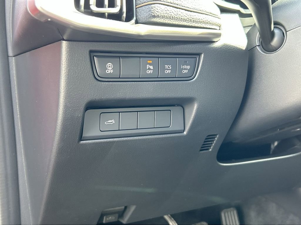 Certified 2025 MAZDA CX-90 3.3 Turbo w/ Preferred Package image 17