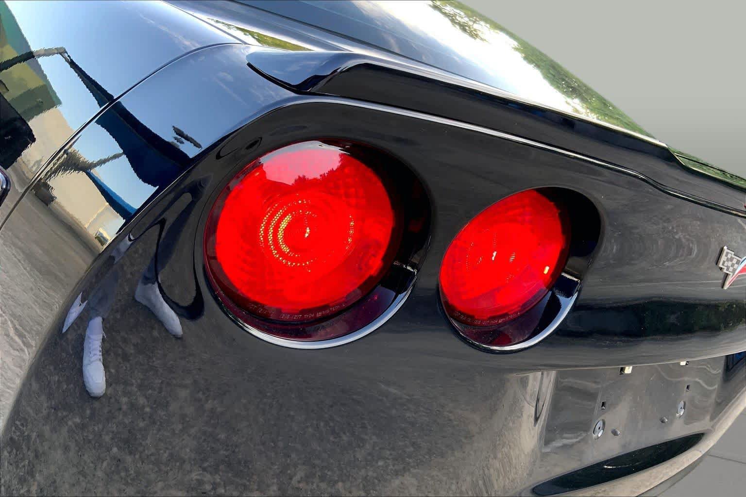 Used 2009 Chevrolet Corvette Z06 w/ Preferred Equipment Group RWD image 27