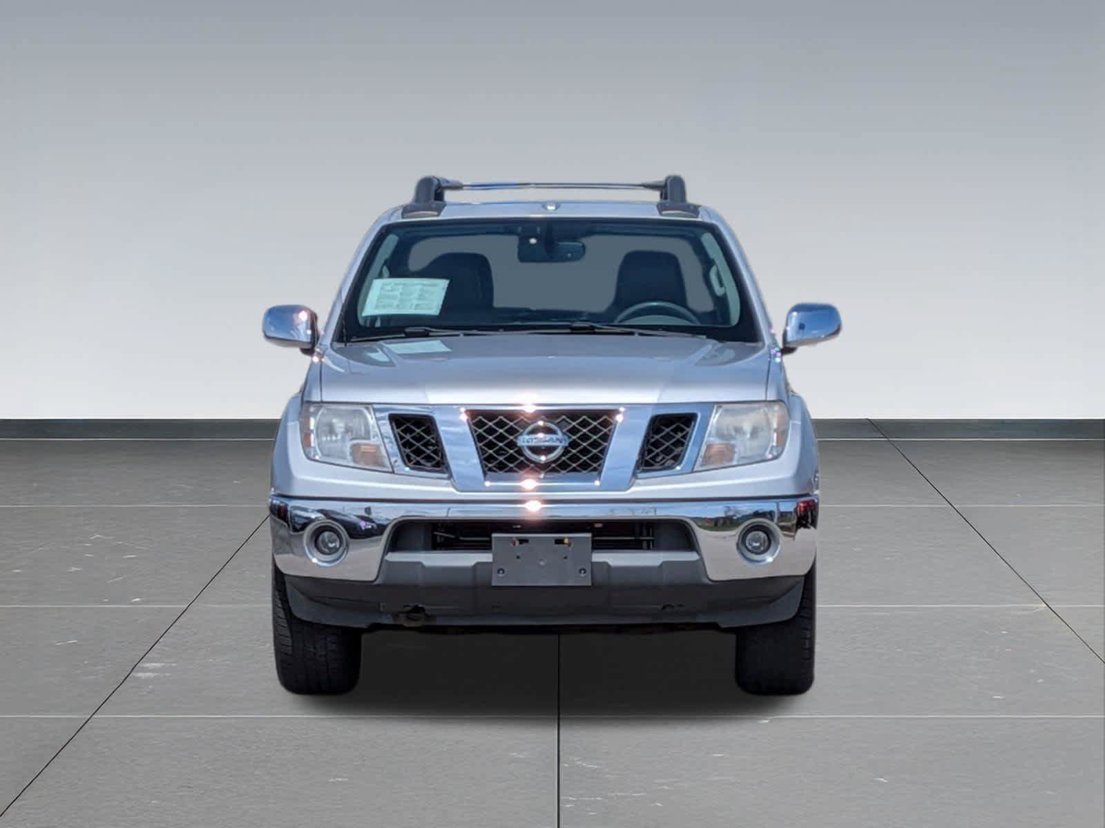 Used 2012 Nissan Frontier SL w/ Moonroof Pkg AWD/4WD image 8