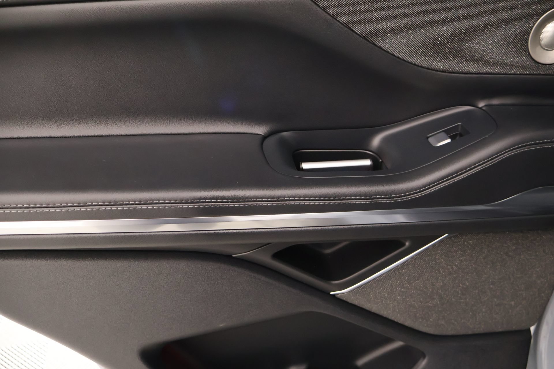 New 2025 Lincoln Navigator Reserve AWD/4WD image 19