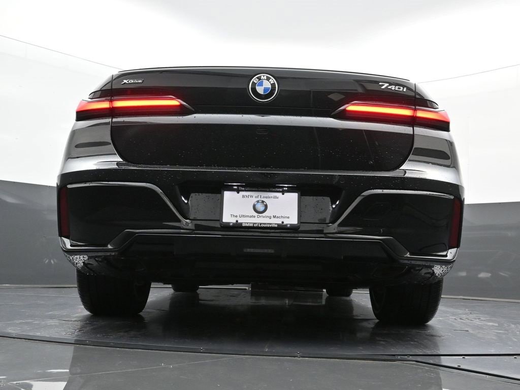 New 2026 BMW 740i xDrive image 36