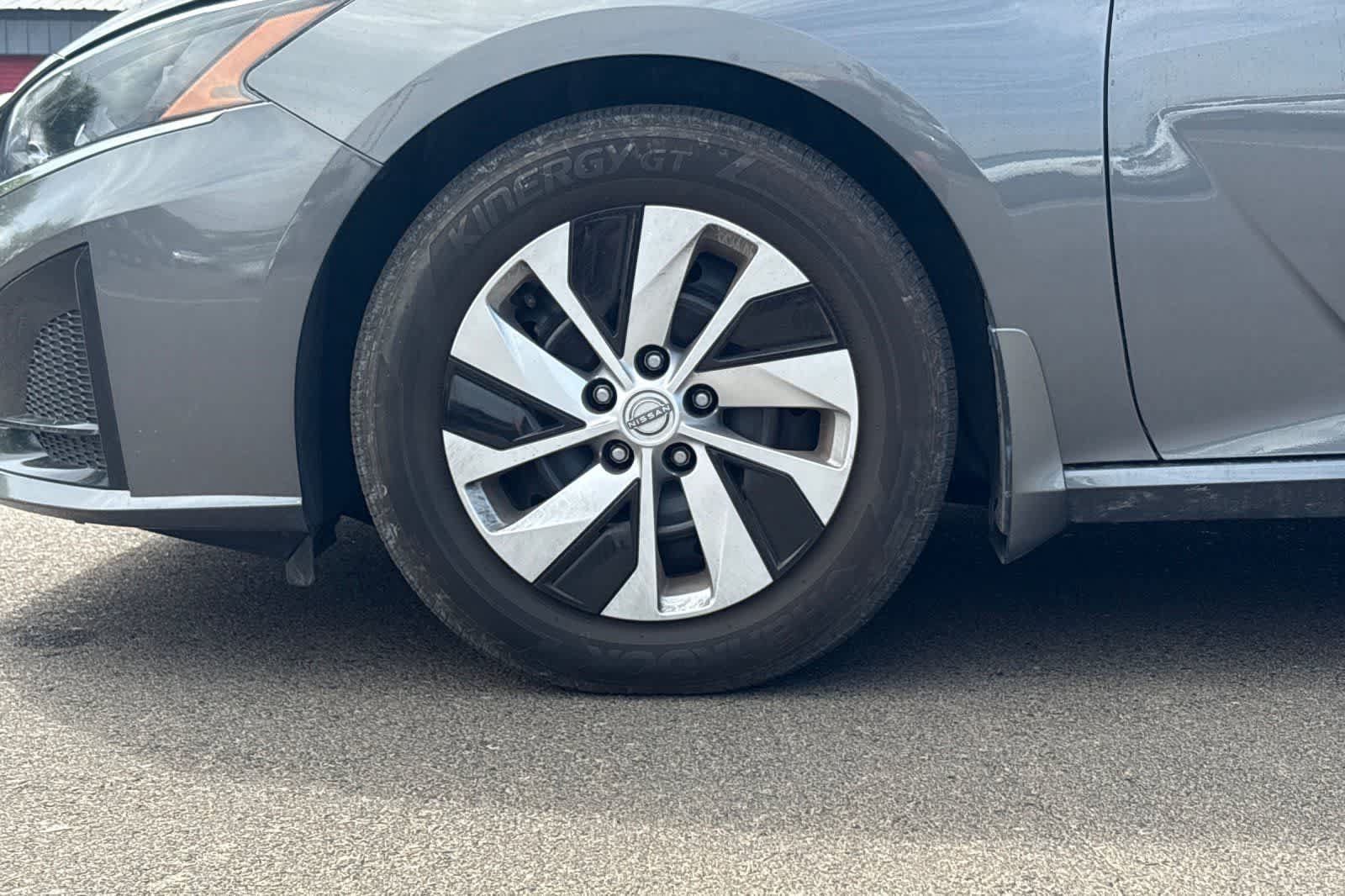 Certified 2024 Nissan Altima 2.5 S FWD image 12