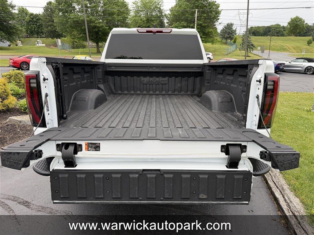 Used 2025 GMC Sierra 2500 AT4 AWD/4WD image 18