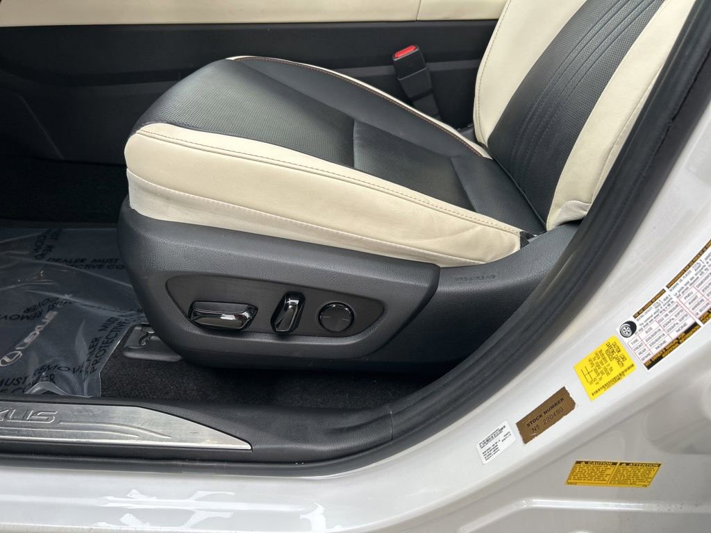 Used 2022 Lexus NX 250 FWD image 17