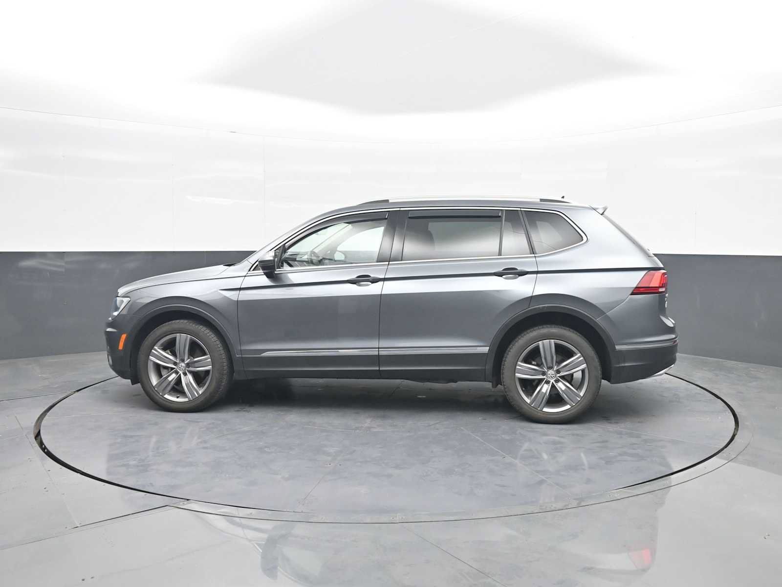 Used 2021 Volkswagen Tiguan SEL AWD/4WD image 5