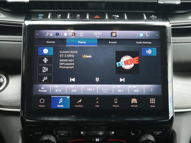 Used 2023 Jeep Grand Cherokee 4WD 4xe w/ Luxury Tech Group II image 22