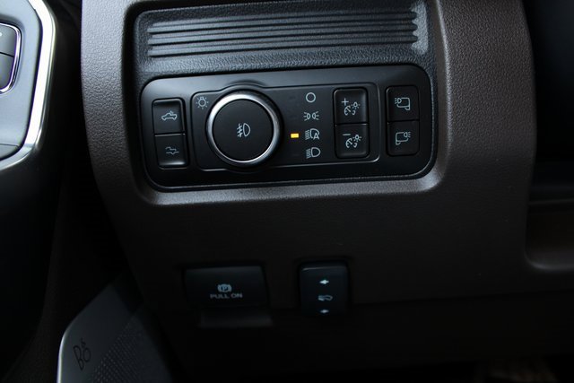 New 2025 Ford F350 King Ranch w/ FX4 Off-Road Package image 18