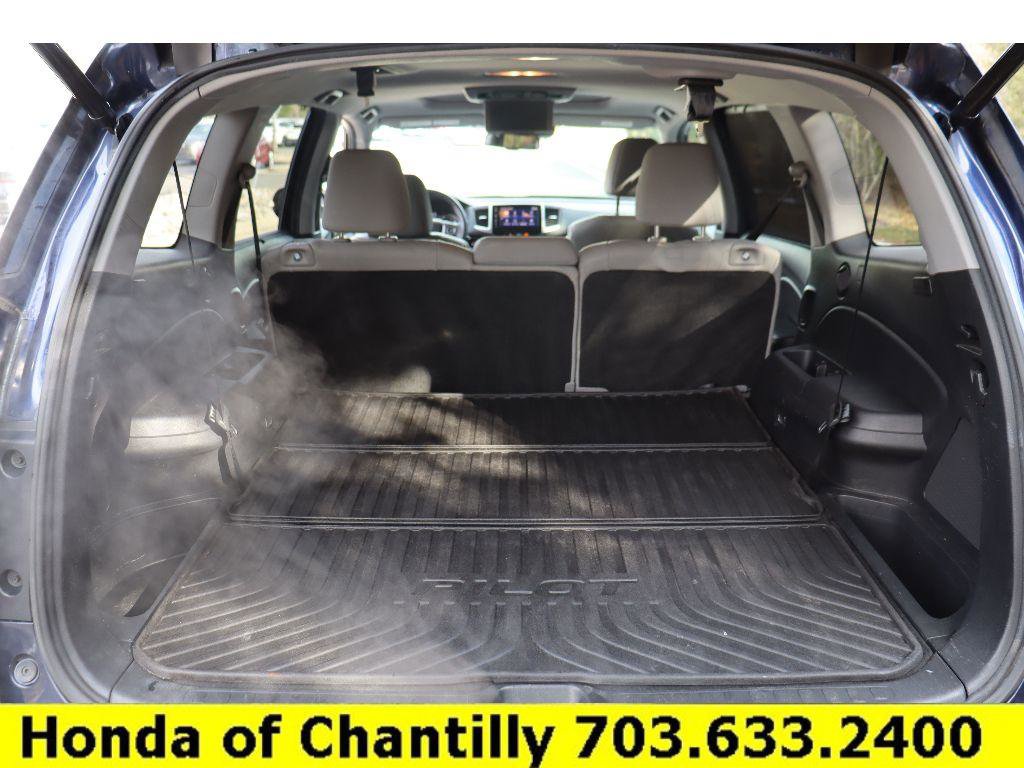 Used 2017 Honda Pilot Touring image 30