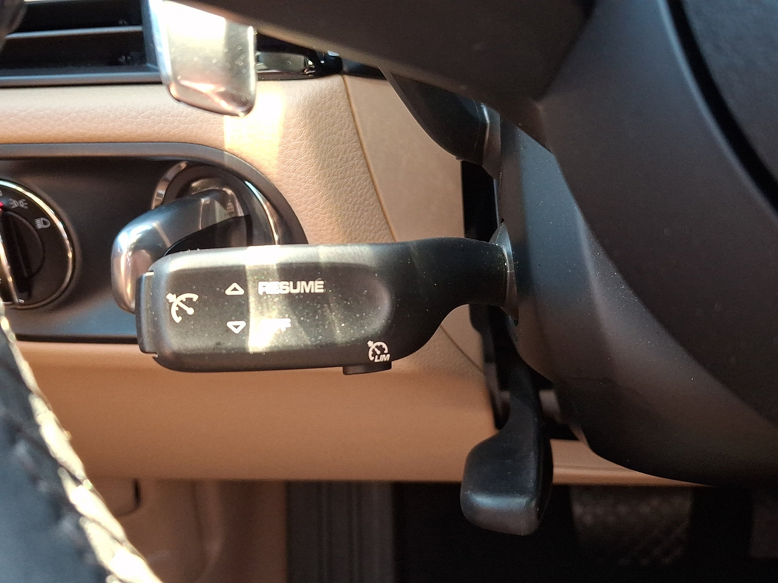 Used 2022 Porsche Macan AWD/4WD image 26