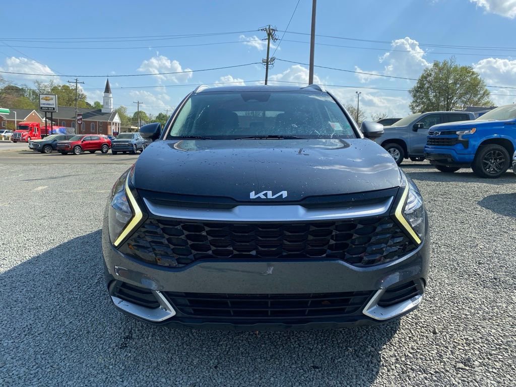 Used 2023 Kia Sportage EX image 7