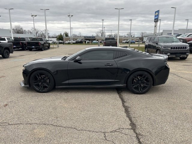 Used 2017 Chevrolet Camaro LT image 14