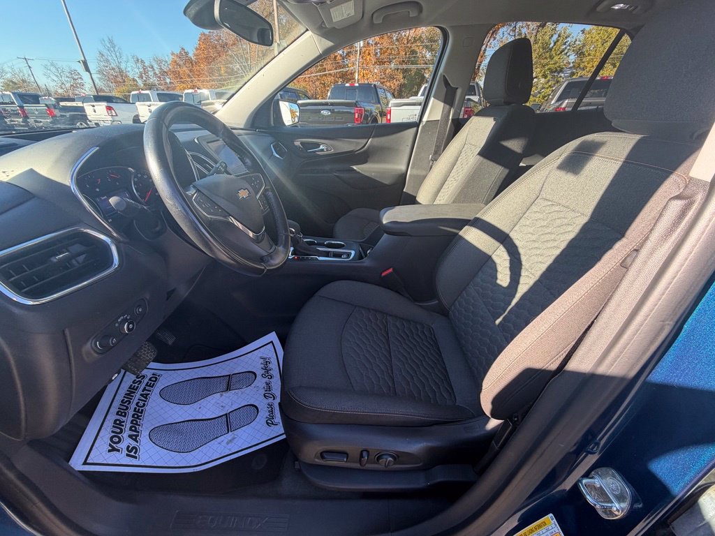Used 2020 Chevrolet Equinox LT AWD/4WD image 11