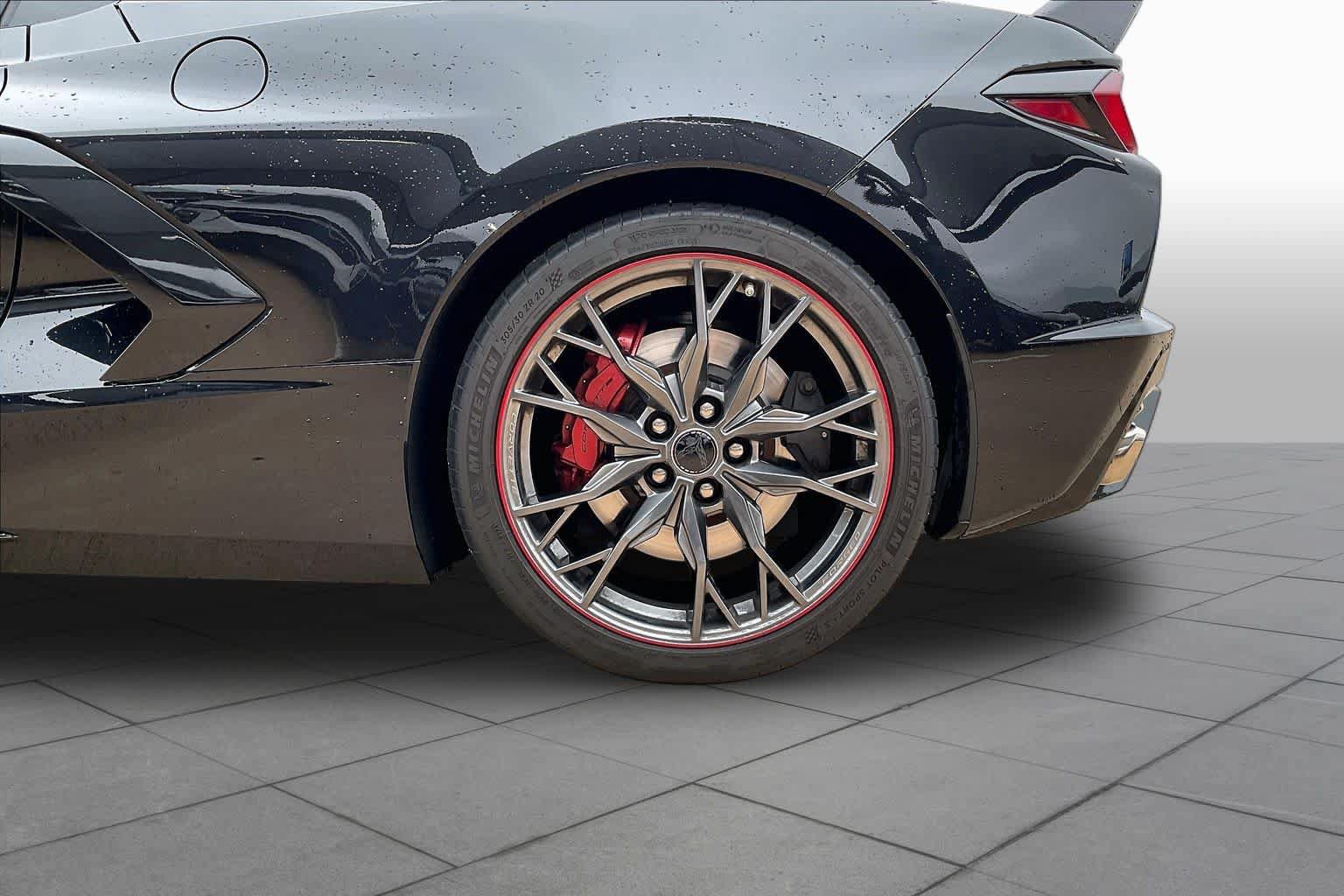 Used 2023 Chevrolet Corvette Stingray Premium Conv w/ Z51 Performance Package RWD image 12
