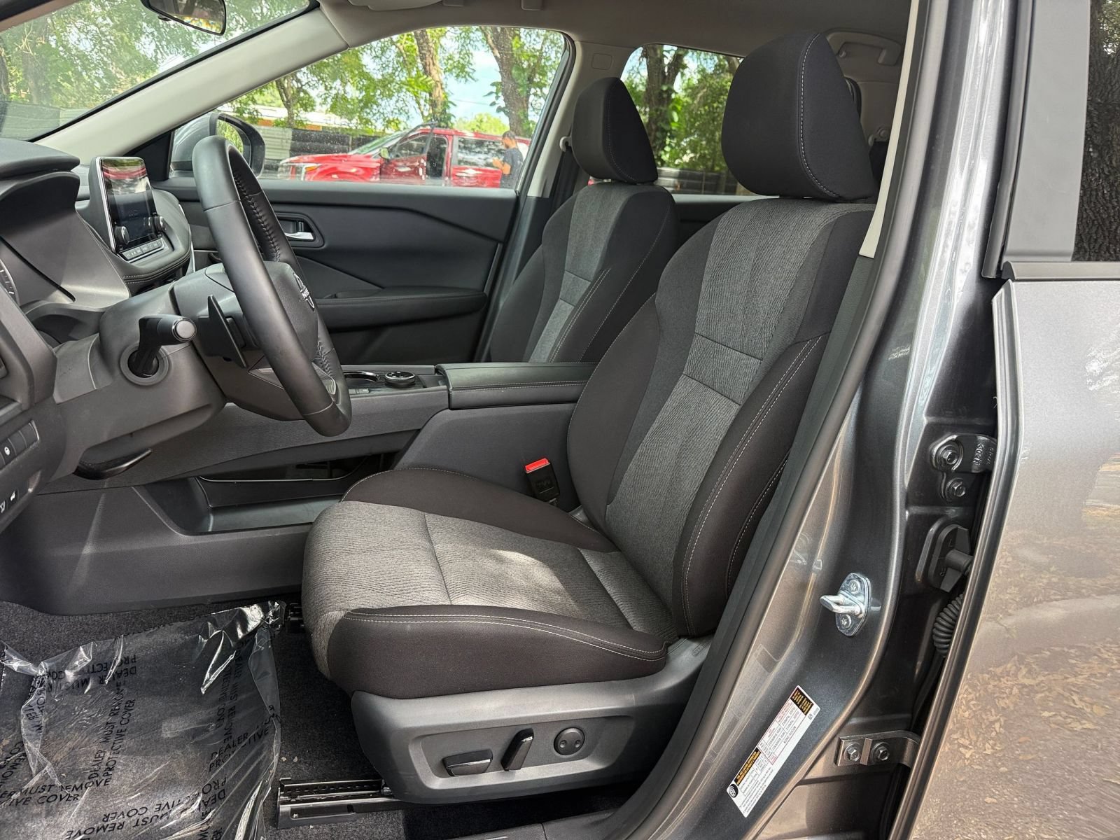 Used 2026 Nissan Rogue SV AWD/4WD image 34
