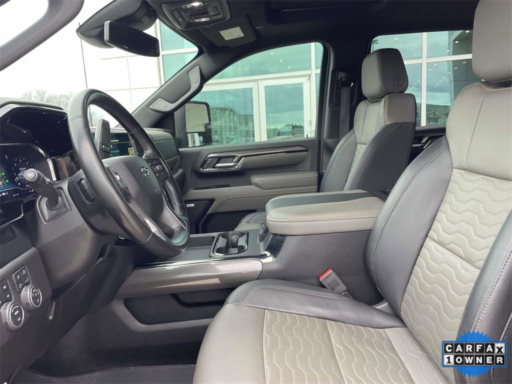 Used 2024 Chevrolet Silverado 2500 ZR2 image 13