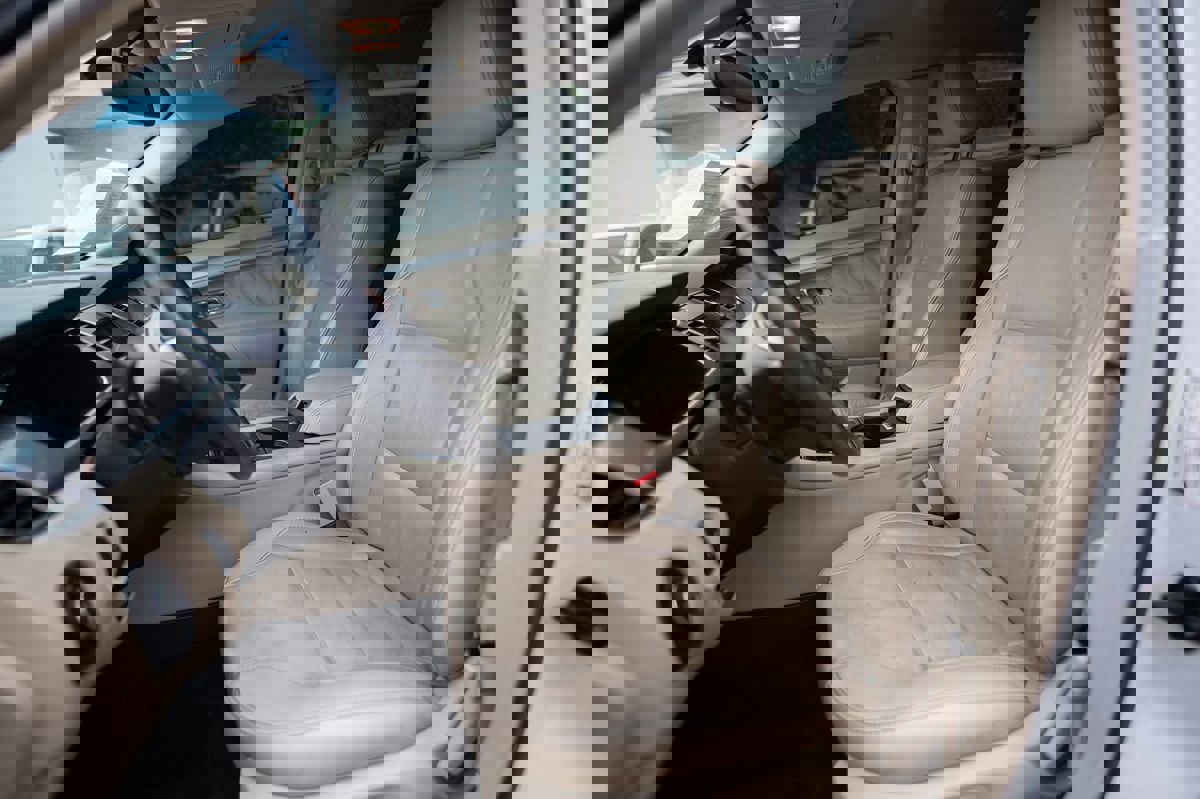 Used 2018 Ford Taurus SEL w/ Equipment Group 201A image 18