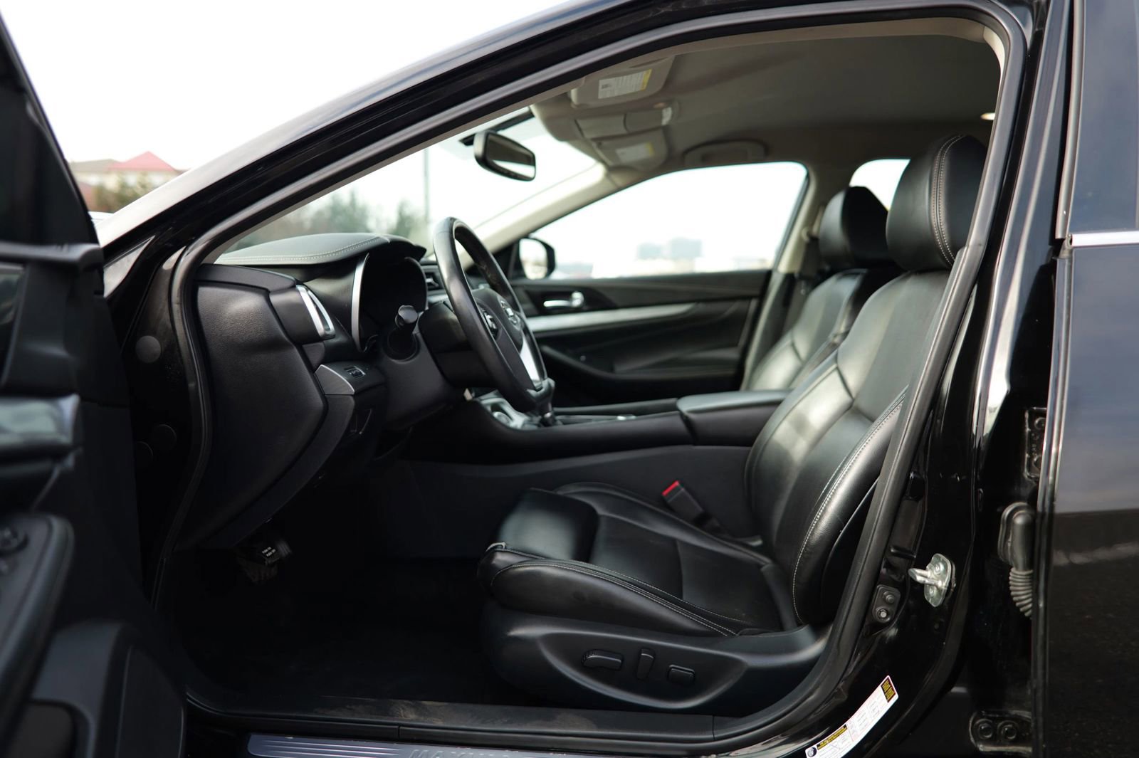 Used 2018 Nissan Maxima 3.5 SV image 18