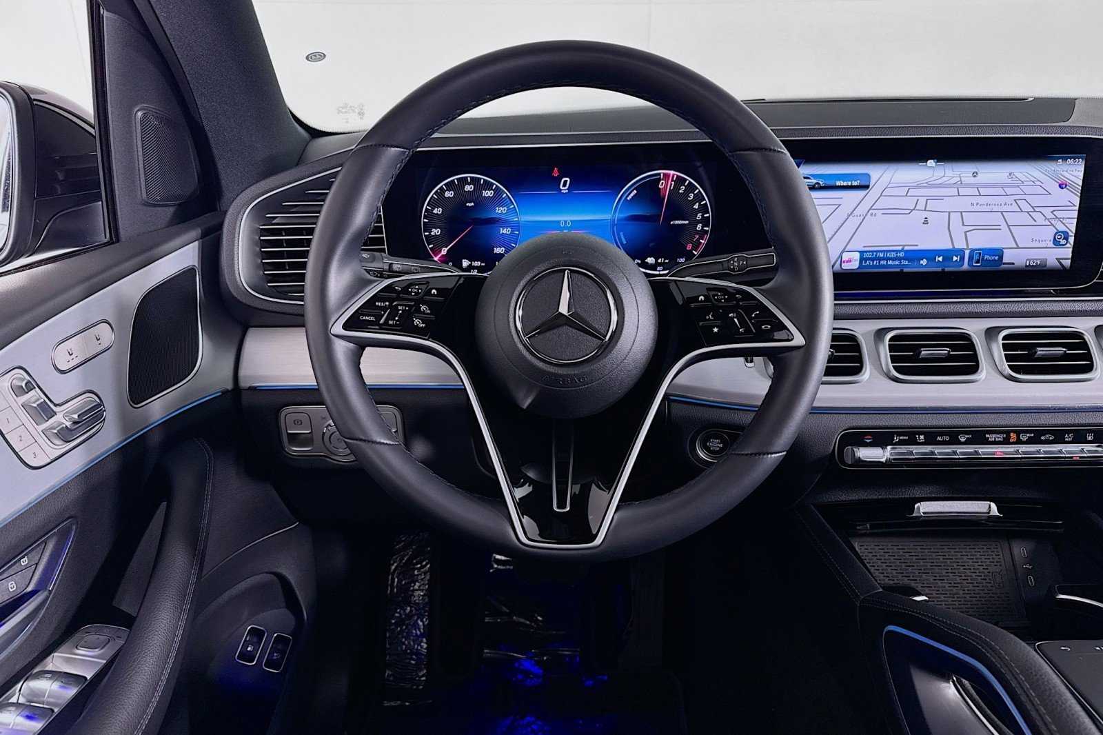 Certified 2025 Mercedes-Benz GLE 450e 4MATIC image 6